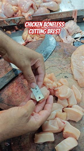chicken boneless cutting 🐔 brest #india #food #nonvegworld #funny #shortvideo #viral #nonveg