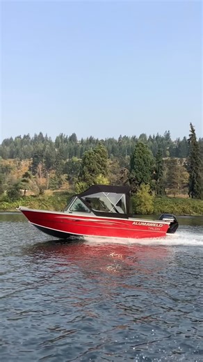Stevens Marine on Instagram: "The Alumaweld Talon 18 #boats #boating #aluminumboats #explore #adventure"