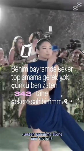 Arkadaki garip sesin kaynağı ne?! #keşfettemisin #ytdayibenionecikarnolur #blackpink #jennie #blink