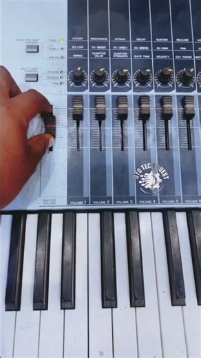 Clean and Fix Yamaha Motif XS8 bit by bit ‪@DyctechQuest‬ #yamaha #repair #fixing #automobile #diy