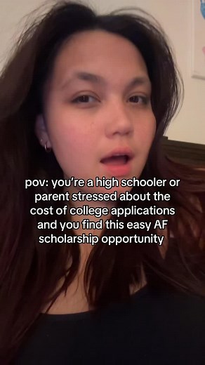 chloe on Instagram: "Comment SCHOLARSHIP and we’ll DM you the link to apply for Loper x PCF’s $500 scholarship! #applyingtocollege #collegeapplications #scholarship #scholarships #financialaid"