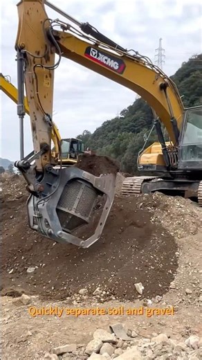 Quickly separate soil and gravel#excavator