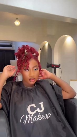 Makeup Tutorial: Putting Makeup on My Sister