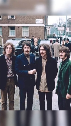 The Beatles - Day in the Life #ringostarr #paulmccartney #georgeharrison #johnlennon