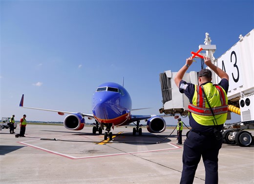 5 new flights from Des Moines are coming in 2026. See when they start.