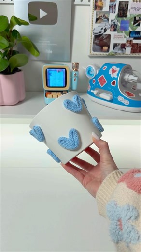 Turn a boring pot into THIS 😍💙 #diy #roomdecor #diyproject