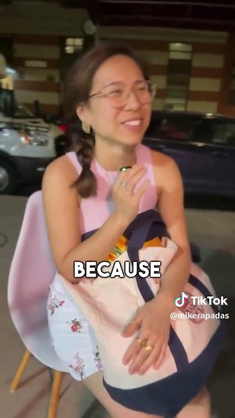 Look what we found on the sidewalk! #stoopfind // Mike Moves #359 #StoopFinds #NYCLife #SidewalkFinds #FreeFurniture #NewYorkNights #Recycling #Upcycling #CityLiving #FurnitureFinds #NightWalks #HomeFurnishing