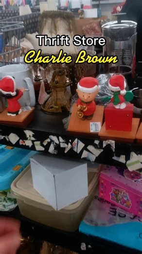 12K views · 212 reactions | #flashback Hallmark Christmas Peanuts Wireless Band $$$ #Hallmark #thriftstorefinds #thriftingfinds #thriftfinds #thriftflip #thrifting #thriftshopping #thriftwithme #thrifter #thriftedhome #reselling #reseller #resellercommunity #resellingcommunity #ebayseller #ebaysales #ebayreseller #goodwill #thrifthaul #thriftingfinds | Thrifting Treasure | Facebook