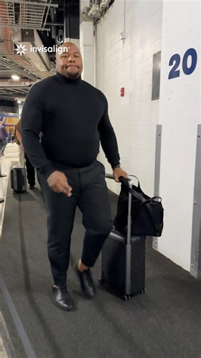 85K views · 1.8K reactions |  Arrived at Mile High | New York Giants | Facebook