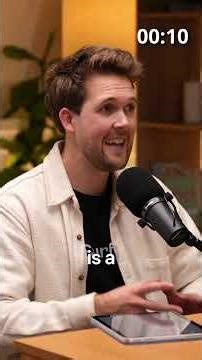 Sales leader: 'This ONE question completely changes the deal!' 🤯📈 #salesrewritten #podcast