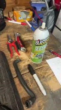 Turbo inlet pipe(TIP), PCV, and associated hoses 2001 Audi TT