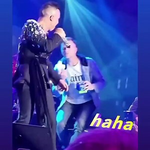 164K views · 4.6K reactions | OK, so I may have gatecrashed Callea’s concerts on the weekend with a bit of Bon Jovi, Backstreet Boys and Black Eyed Peas, but I was still on hand to offer any help he needed... especially any sweating issues. 來 Use my code for 10% off #ultrathin #wingsftw 落 Anthony Callea | Tim Campbell | Facebook