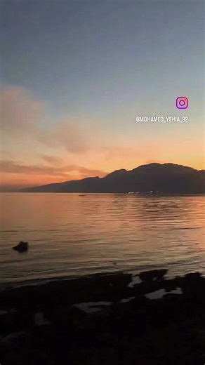 ‏نادتني عيناك فأتيتُ والكأس معي ❤️