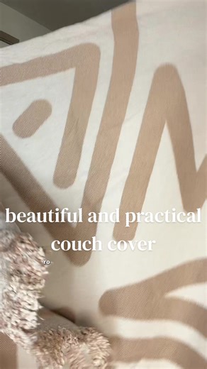 Unboxing a giant couch blanket because between long salon days, pets, snacks, and real life… my sofa needs protection too 🛋️✨ This one is oversized, actually meant to lay over the entire couch, and the white tan pattern is giving clean, cozy, lived-in (but still aesthetic). Think: • sofa protector blanket • oversized couch cover • washable furniture throw • neutral home decor • pet-friendly couch solution • cozy living room upgrade • slipcover alternative • soft throw blanket for sofa I’m about