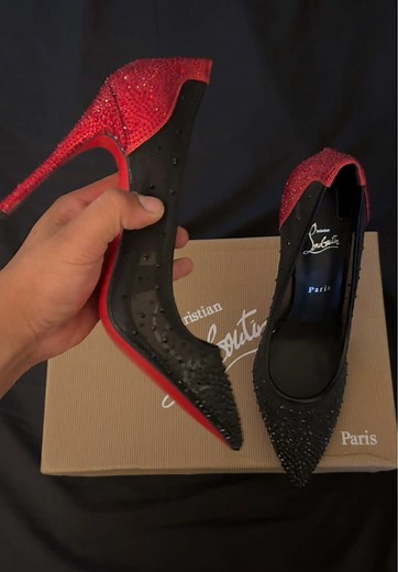 Red bottom heels 😍 #redbottoms #christianlouboutin #desginer #designershoes #giftideas #trending #boutique #shoppinghaul #fypシ゚viral #giftforher #coquette #louboutin #heels #boutiqueshopping