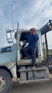 🚨 Did you hear the news?! 🚨 Trash for Cash applications are OPEN! If your organization is ready to clean up and cash in, now’s the time to sign up. ➡️Sign up today using the link below and don’t miss out! | Daviess County Fiscal Court