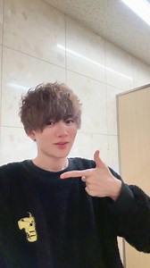 今日だけ踊るの許して。すぐ消すかもだし。こんな機会滅多にないからさ。