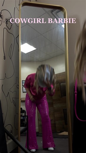 Cowgirl barbie is ready to celebrate the birthday girl! #cowgirlbarbie #barbie #barbiemovie #barbiedoll #barbiegirl