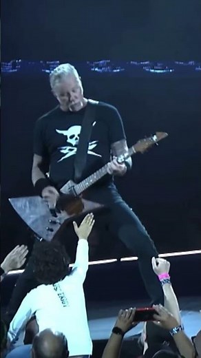 Top 10 Live Metallica Songs #1 “One” (video 6 of 9)