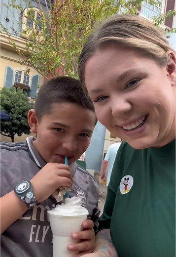 Eating Around the World at Epcot: Food & Wine Festival Experience