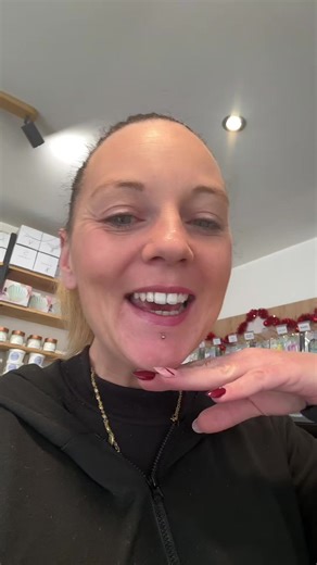 J’en ai un peu marre de les enchaîner😂😂😂 donc merci de récupérer vos yeux, j’en ai pas besoin😂😂