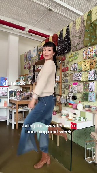 Wearing the new Picnic Cable Knit sweater by @PYPERBLEU Shop and Studio if u know any fashion creators that i can gift to please tag them #slowfashion #comingsoon #pyperbleu #fallfashion #sweaterweather