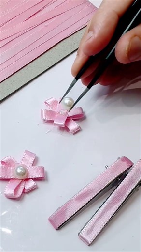 DIY hair clip using pink ribbon #diy #cute #pink