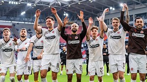 FC St. Pauli feiert ersten Bundesliga-Dreier / 5. Spieltag