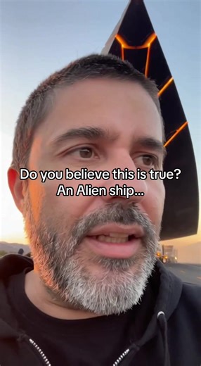 TIME TRAVELERS VLOG - DO YOU BELIEVE THIS IS TRUE? AN ALIEN SHIP CAPTURED BY THE GOV #aliencraft #alien #government #mysteryaiman #viraltiktok