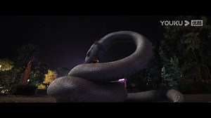 The little girl was kidnapped by human traffickers, and giant snakes surrounded the car to save her! 小女孩被人贩子绑走，巨蛇为了救她包围了小轿车！ #蛇之女 #SnakeGirl #优酷电影 #youkumovie | Youku Movie