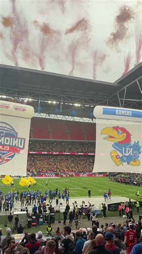 College Football Takes Over Wembley! 🏈🇬🇧 | Union Jack Classic 2026 #shorts