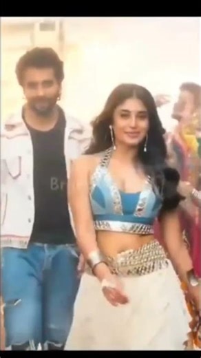 Kamariya - Mitron movie