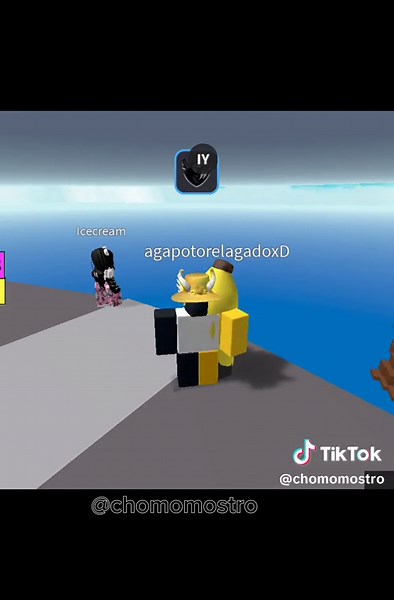 Molestando a Gente en Natural Disaster con Scripts