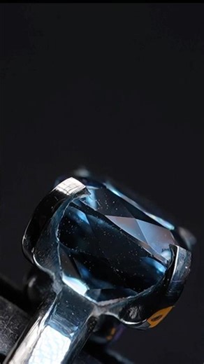 Four Prong Signature #stonesetting