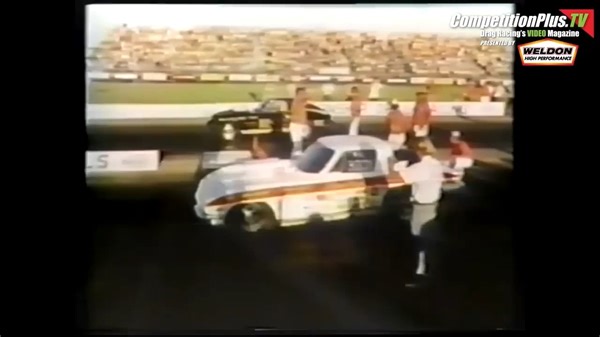 Probably one of the most iconic final rounds ever witnessed. In this rare 1976 NHRA U.S. Nationals video footage, see what happens when the light flashes green. #classicdragracing #competitionplusreels 1976 NHRA U.S. NATIONALS FULL VIDEO - https://youtu.be/iPaF-dROO1I | Competition Plus