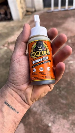 12K views · 16 reactions | ¿Roto? Arréglalo mejor con Gorilla Glue Original. *Esta demostración fue realizada por un profesional en un entorno controlado. No intente replicarla. | Gorilla Glue Spain | Facebook