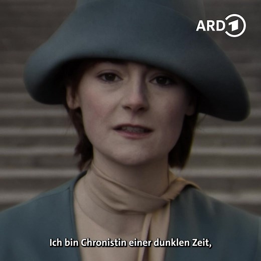 Erfahre die unglaubliche Geschichte von Paula Schlier, die den Hitlerputsch von 1923 hautnah miterlebte. „Hitlerputsch 1923 – Das Tagebuch der Paula Schlier“. Jetzt in der ARD Mediathek streamen! | BR - Bayerischer Rundfunk