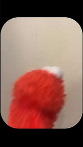 Elmo😂😂😂 #elmo #cooking #food #eatout #fypage #explorepage✨ #foryou #funnymemes @elmo @logeypump23 | Funn Ones