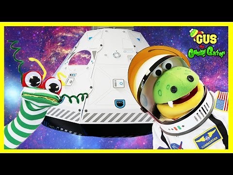 KIDS OUTER SPACE SHIP ADVENTURE PRETEND PLAY!