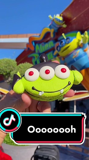 The Halloween Alien Macaron for Halloween Time at Disneyland! #disneyland #toystory #halloweentime #fyp #foodatdisneyland