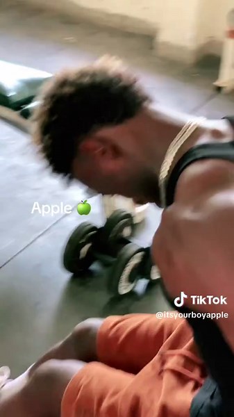 Apple Boy (@itsyourboyapple)’s videos with original sound - Whozu