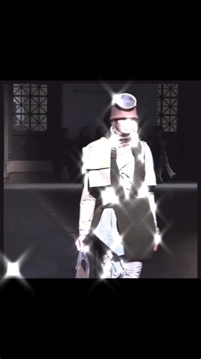 #greenscreen #fyp #modeling #fyp #runway #fashionweek #milan #foryoupage #model