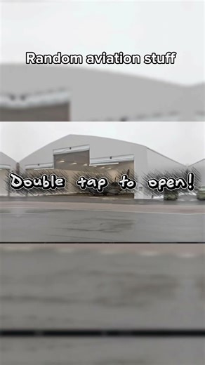 Rare aircraft hanger! 😃#airplane