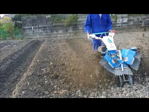 逆転管理機で高畝作り