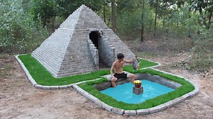 Unbelievable Pyramid Building Skills