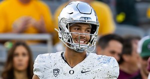 Report: Oregon transfer QB Ty Thompson makes portal decision