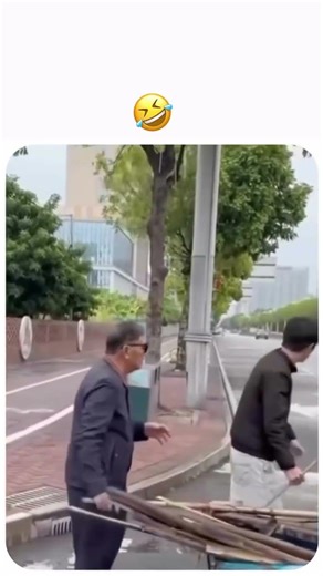Blind Man Running 😂 You Have to See This!