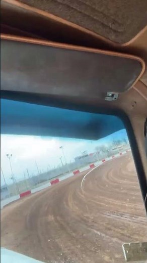 Dirt Track Racing at Springfield Raceway is live!