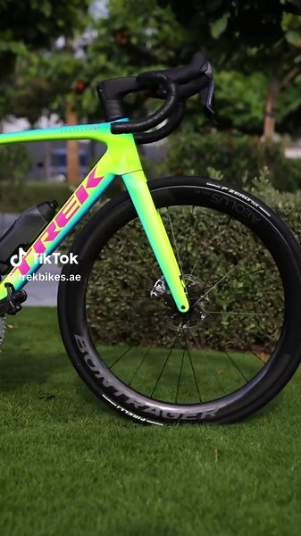 Our brand-new Project One bike really is perfect 🔥 Completely customisable so you can design your dream bike, however you like it, but we think these colours together look insane! What do you think? 💬 This could be yours with just 30% down, DM us for more info! #trekbikes #trekprojectone #projectone #trekuae #trek #dubaicycling #bikelife #uaecycling #cyclinglife #cyclingvideos