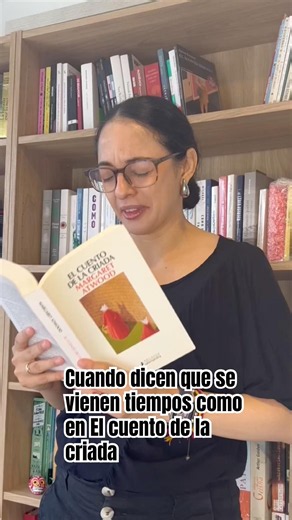 El cuento de la criada no es profecía. Margaret Atwood se basó en sapos reales #elcuentodelacriada